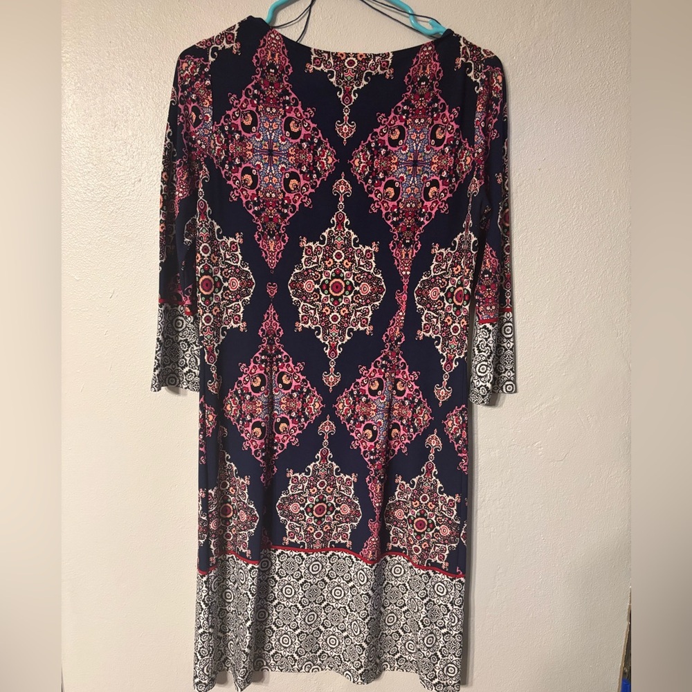 London Style woman’s dress. 6P